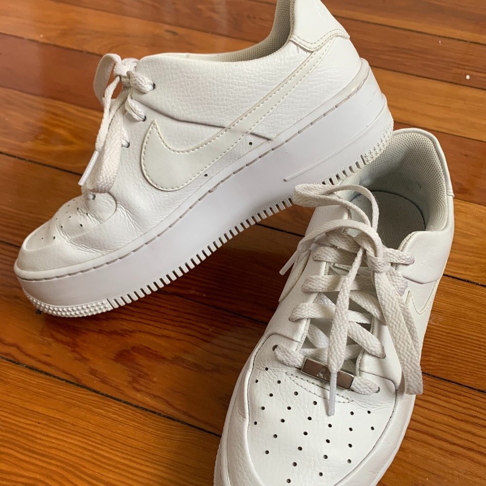 Nike Air Force 1 Sage Low Women's Shoes
